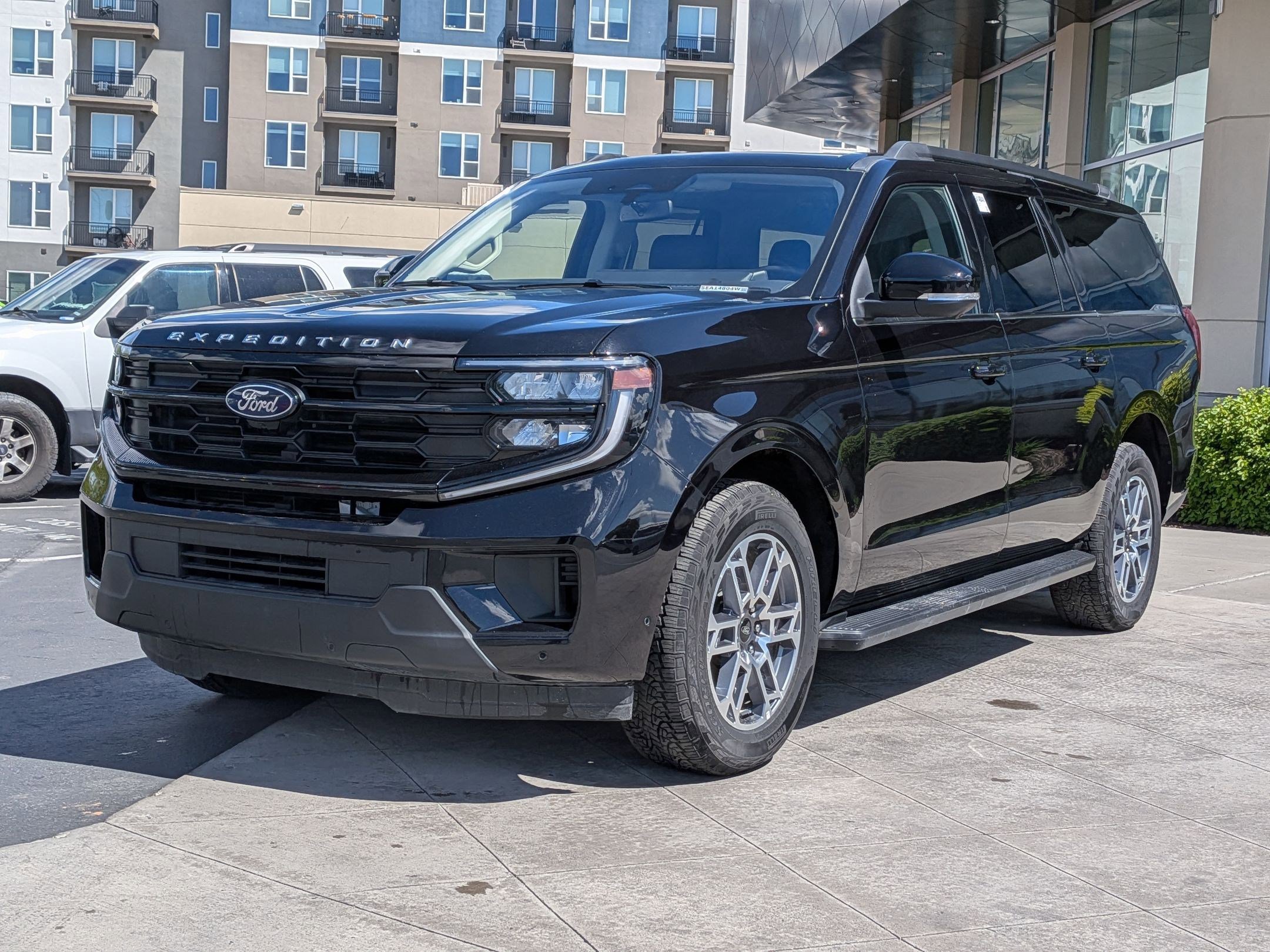 Used 2025 Ford Expedition Max Active image 10