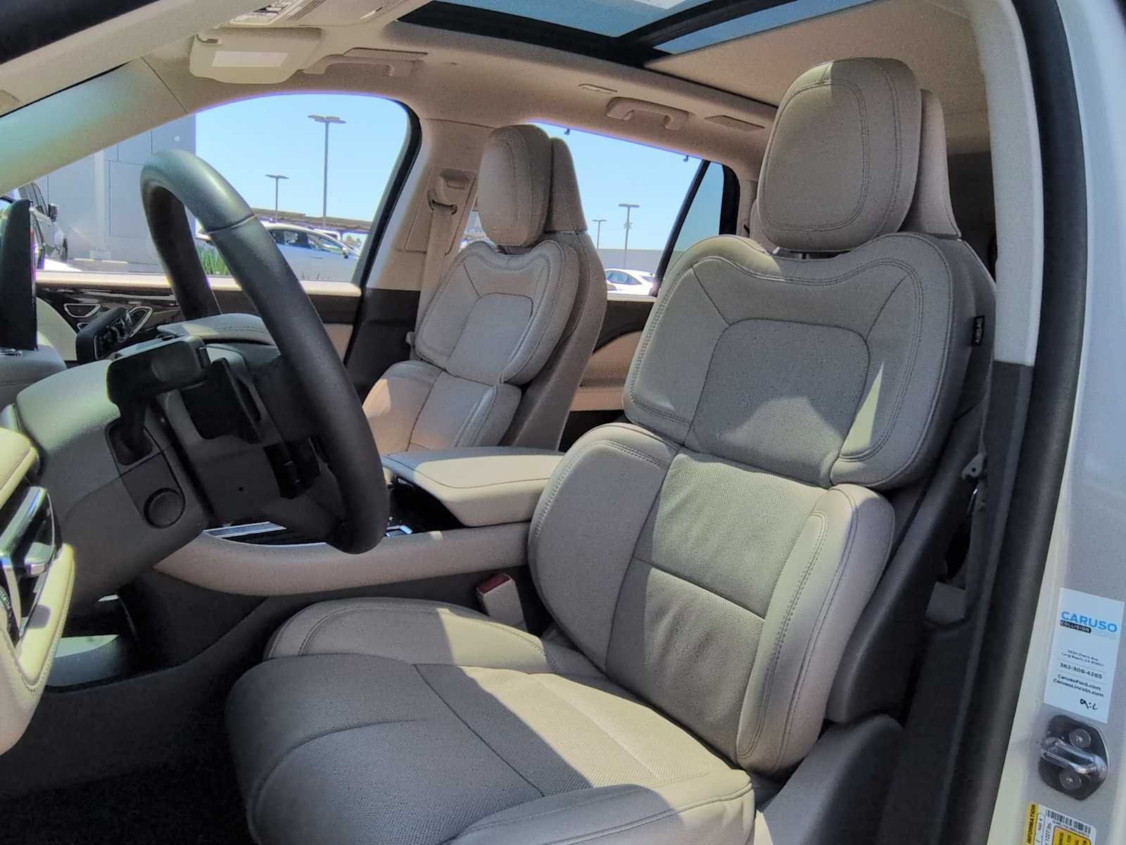 Used 2024 Lincoln Aviator Reserve w/ Equipment Group 201A AWD/4WD image 23