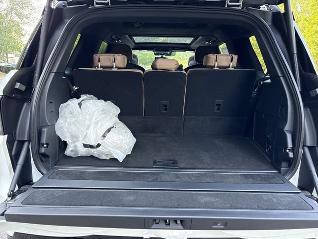 New 2027 Lincoln Navigator Black Label AWD/4WD image 25
