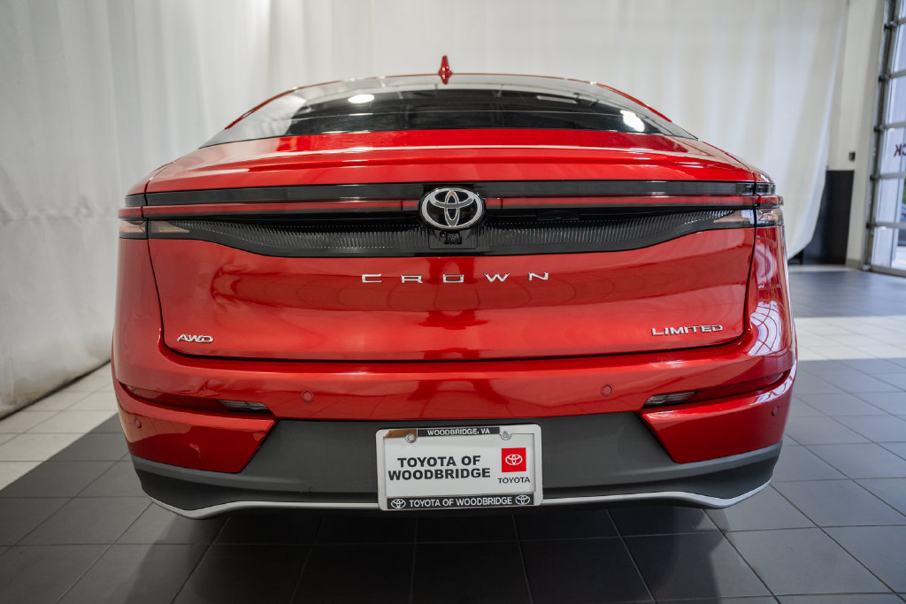 Used 2023 Toyota Crown w/ Advanced Technology Package AWD/4WD image 5