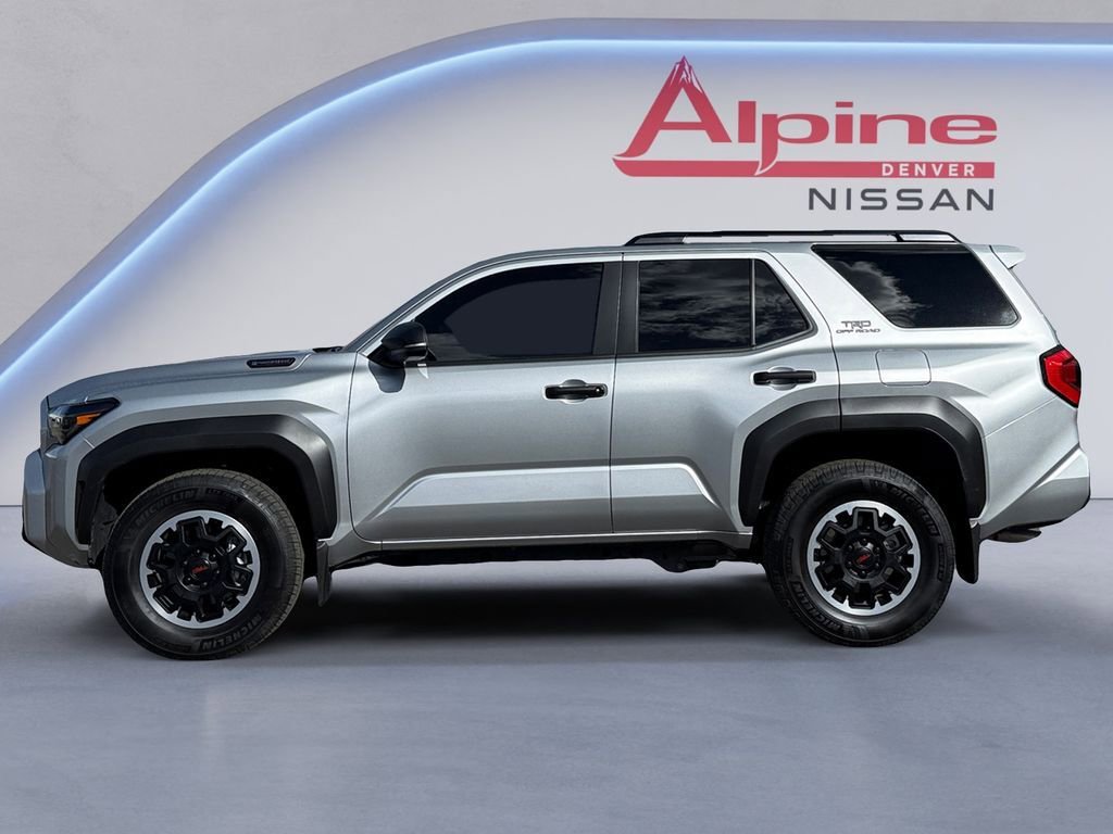 Used 2025 Toyota 4Runner TRD Off-Road image 2