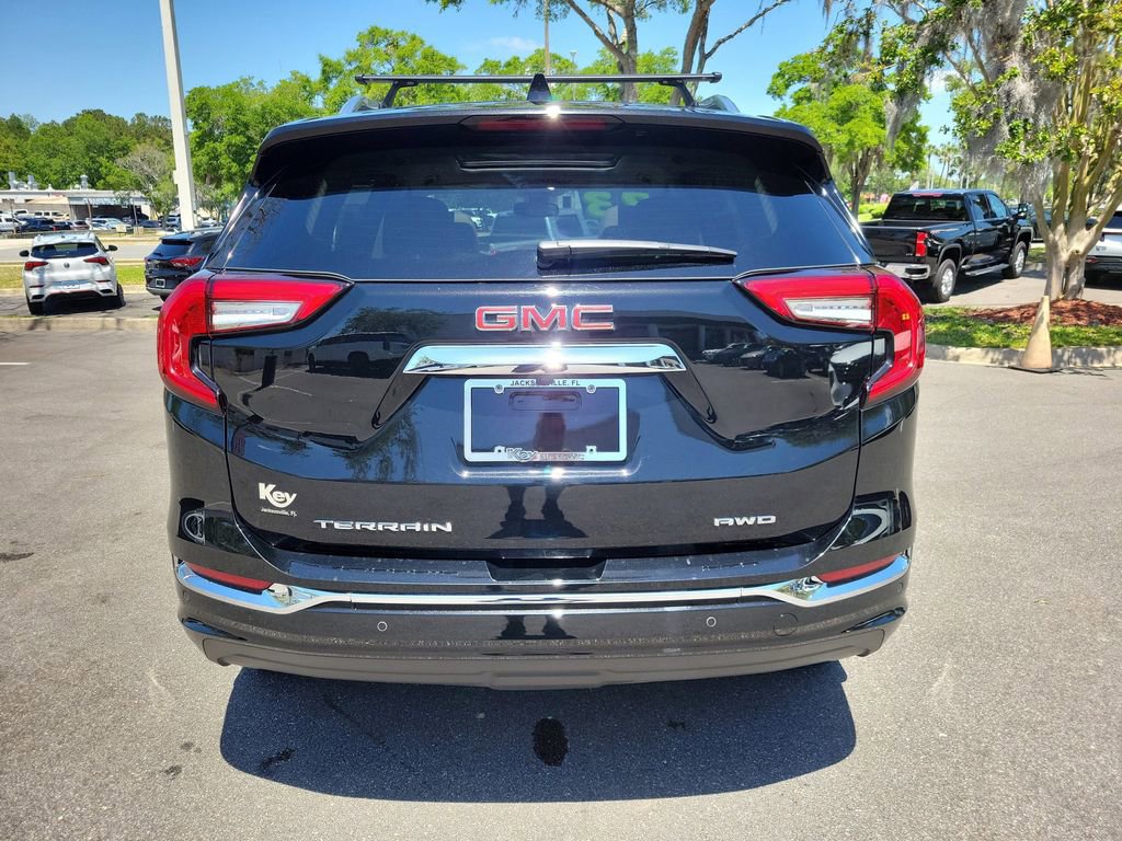 Certified 2023 GMC Terrain Denali w/ Black Diamond Edition image 8