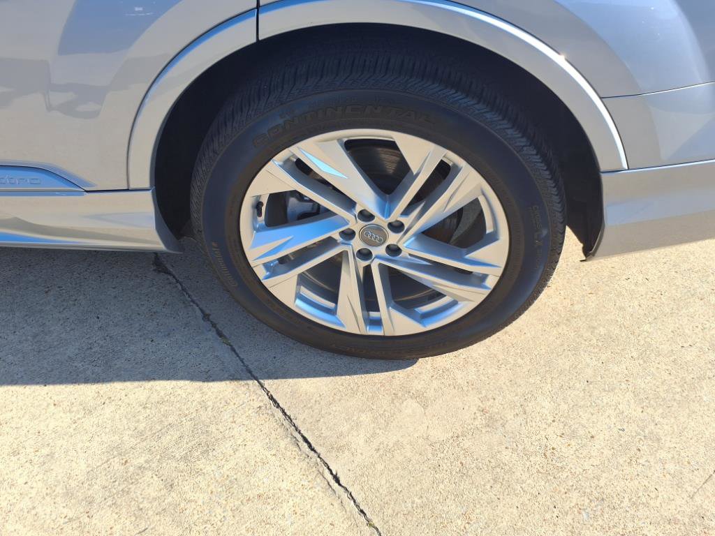 Used 2021 Audi Q7 3.0T Prestige image 9