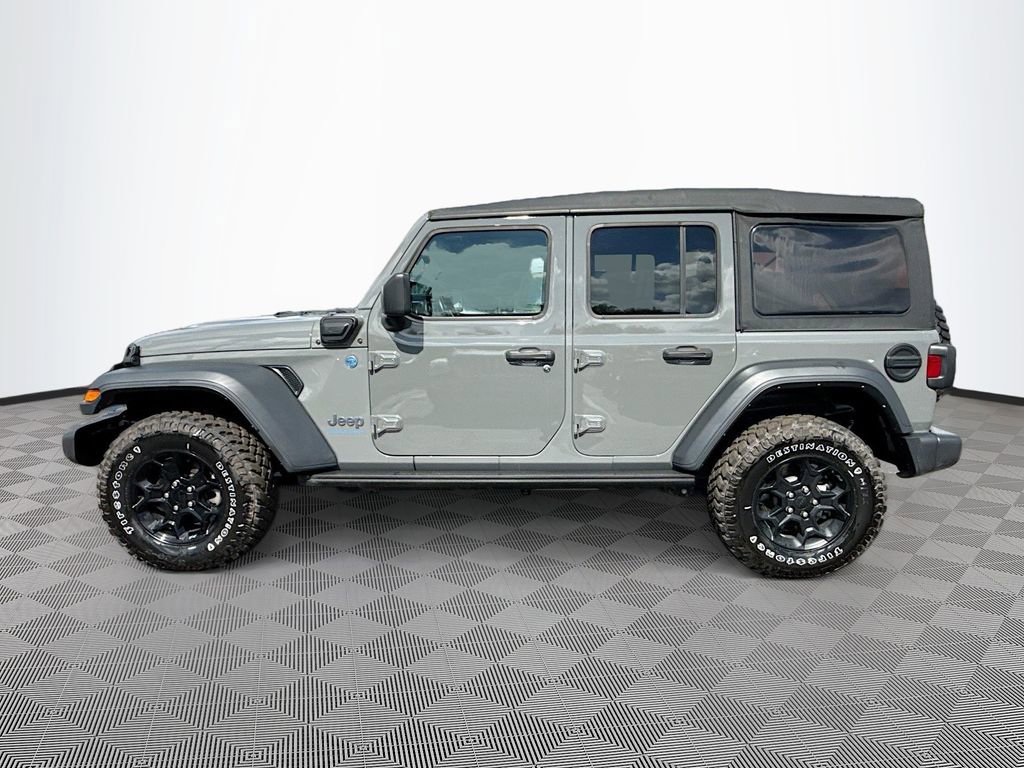 Used 2023 Jeep Wrangler Unlimited w/ Cold Weather Group AWD/4WD image 9