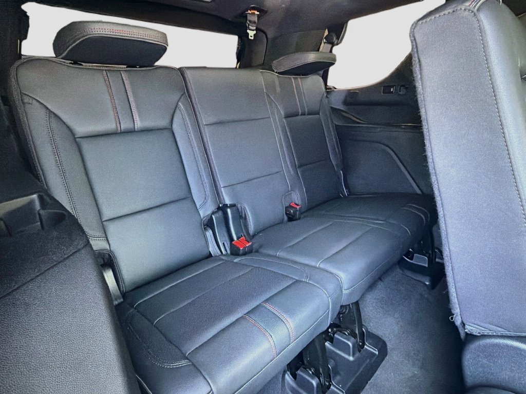 Used 2024 Chevrolet Tahoe RST w/ Luxury Package RWD image 29