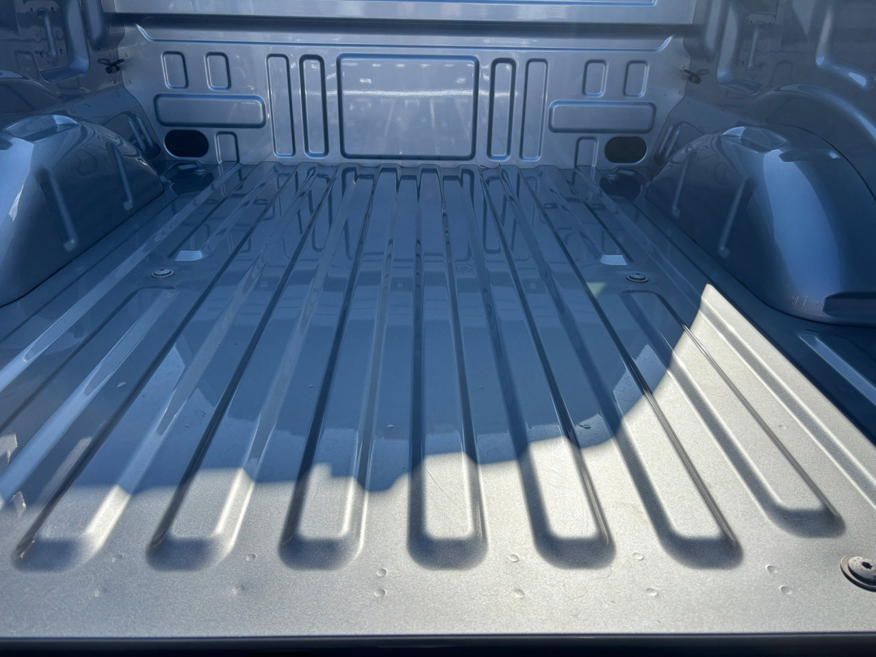 Used 2025 Ford F150 Lariat w/ Equipment Group 502A High image 6