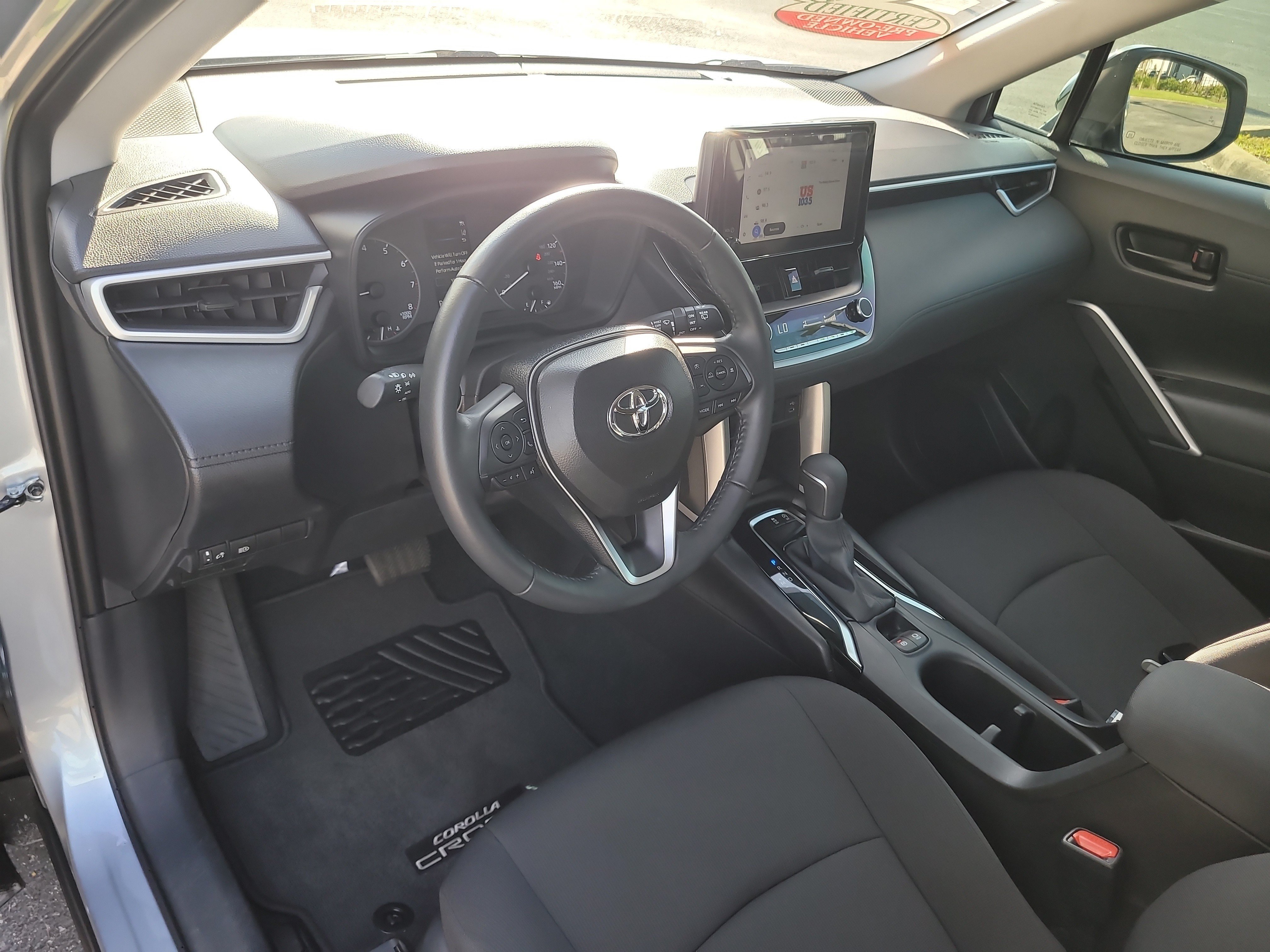 Certified 2025 Toyota Corolla Cross LE FWD image 19
