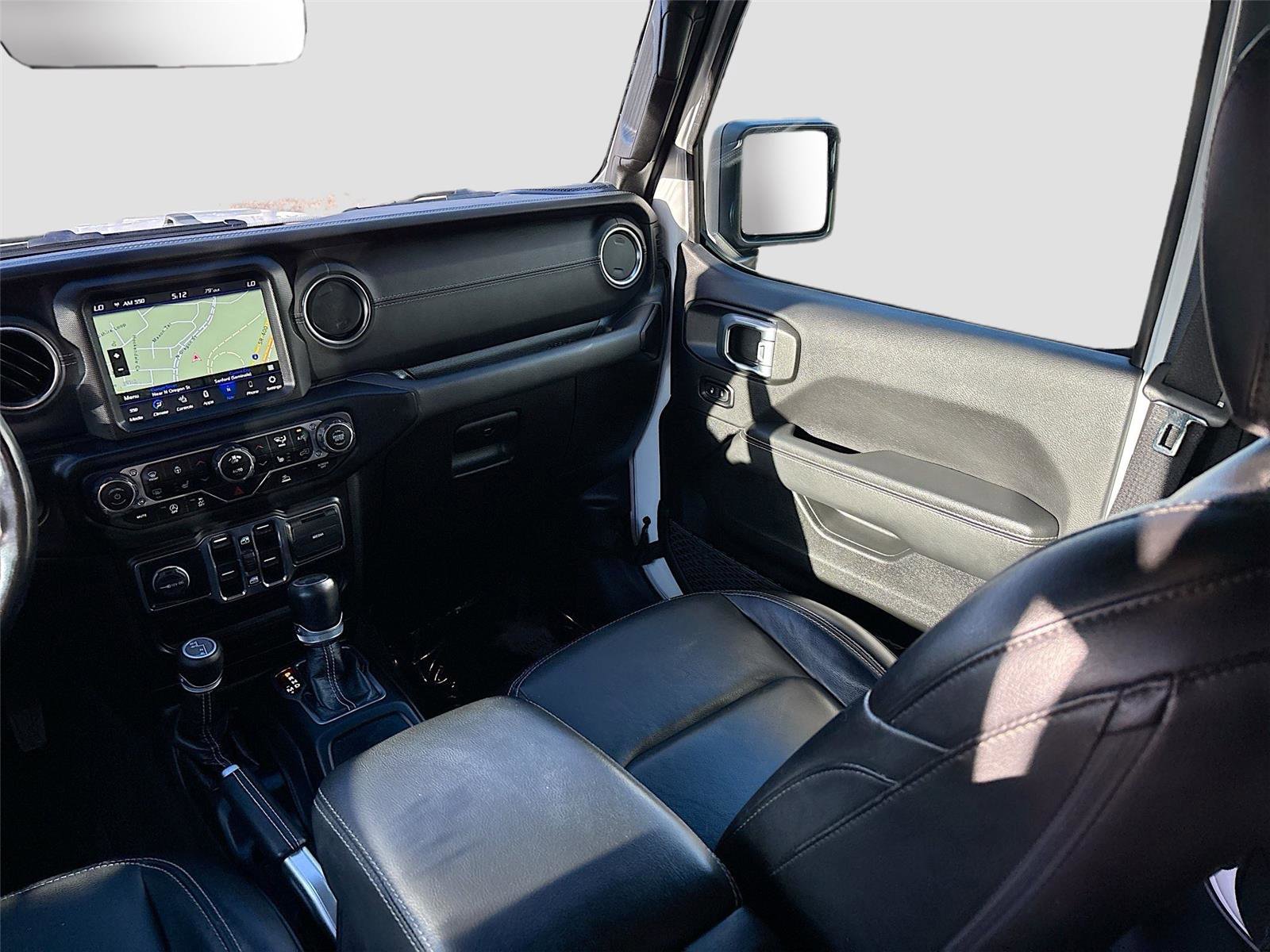 Used 2022 Jeep Wrangler Unlimited Sahara w/ LED Lighting Group AWD/4WD image 26