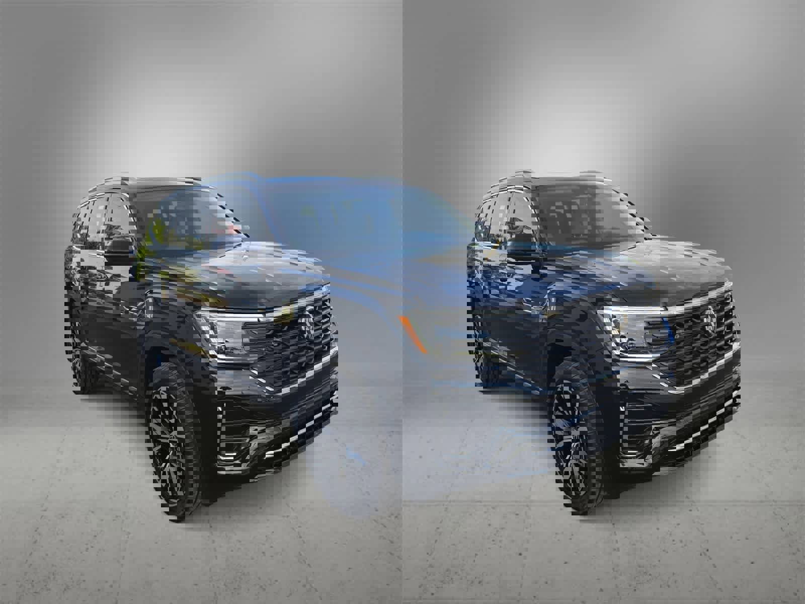 New 2026 Volkswagen Atlas SEL Premium R-Line image 2