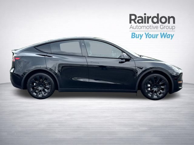 Used 2024 Tesla Model Y Long Range AWD/4WD image 8