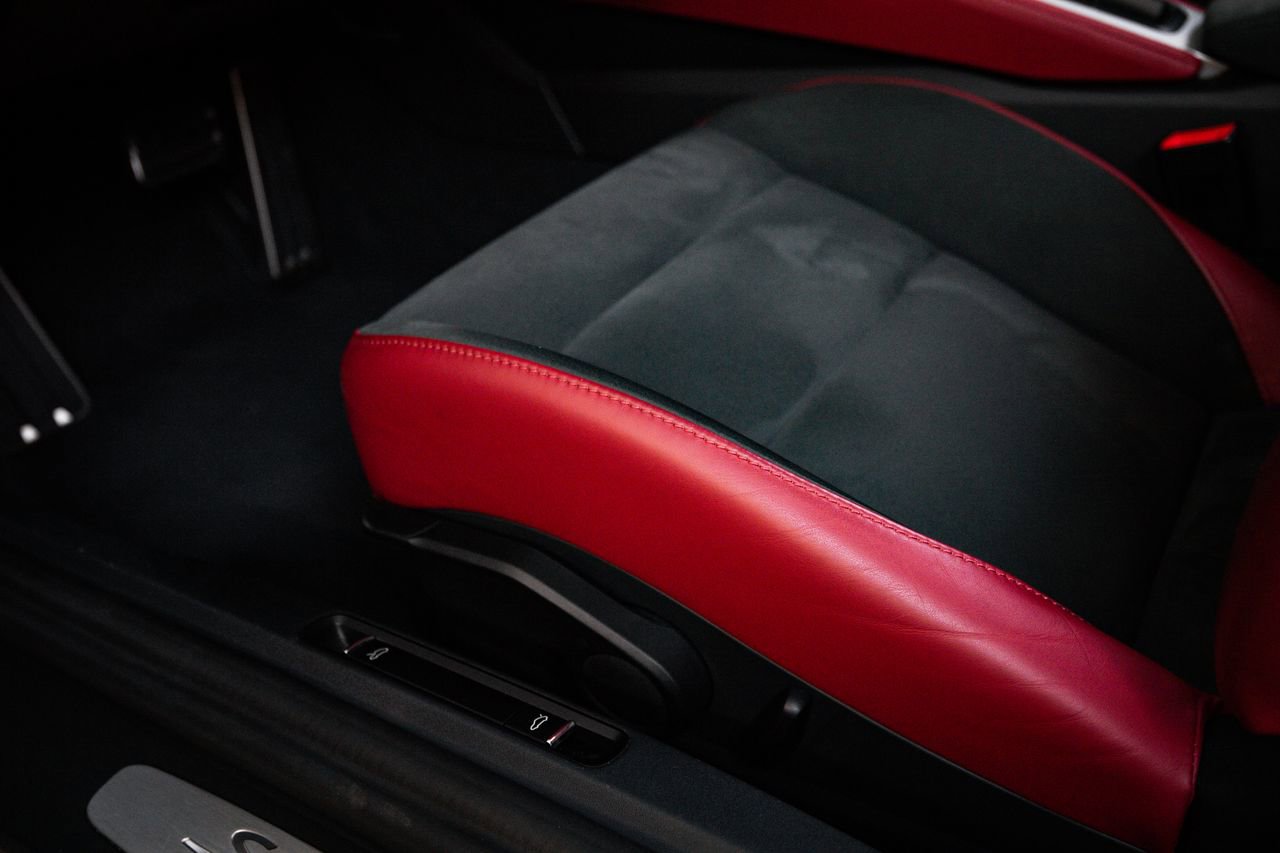 Certified 2023 Porsche 718 Boxster Spyder RWD image 14