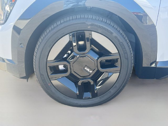New 2026 Kia EV9 GT-Line AWD/4WD image 34