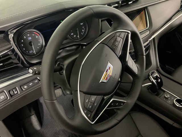 Certified 2025 Cadillac XT5 Premium Luxury w/ Technology Package AWD/4WD image 20