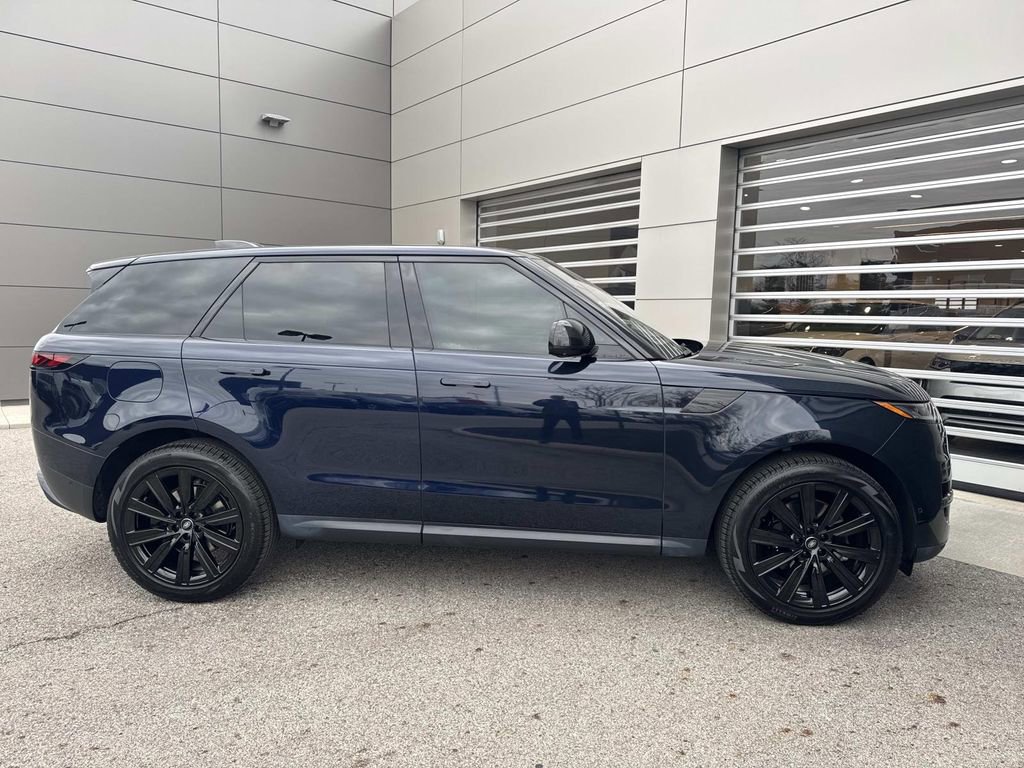 Certified 2023 Land Rover Range Rover Sport SE AWD/4WD image 9