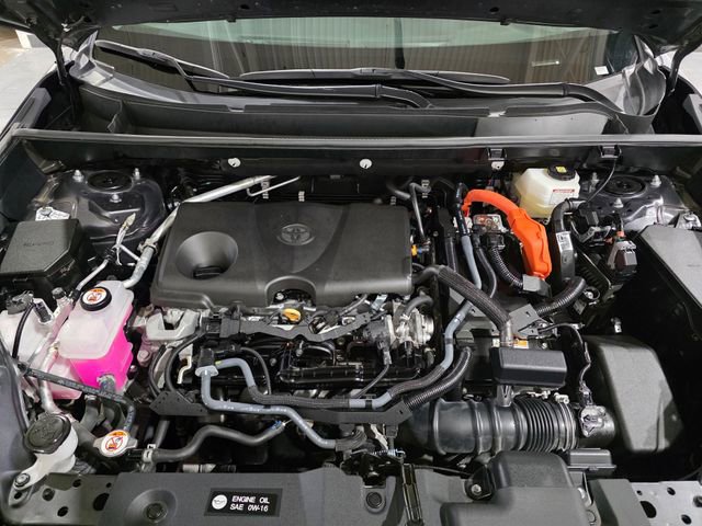 Used 2025 Toyota RAV4 XLE AWD/4WD image 26