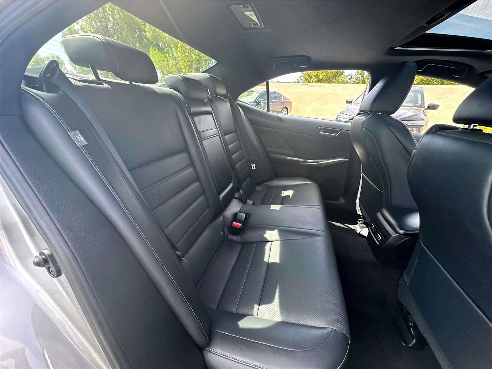 Used 2020 Lexus IS 350 F Sport w/ F Sport Package RWD image 29
