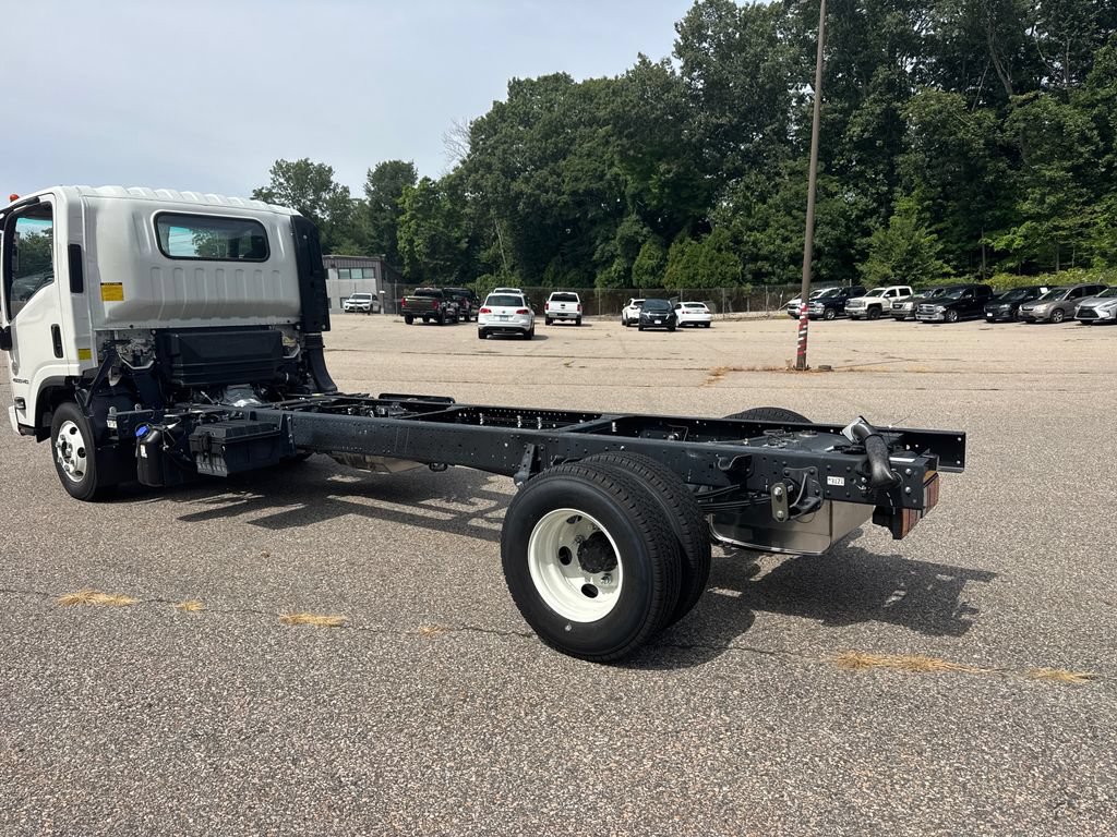 New 2024 Chevrolet Low Cab Forward 4500 XD RWD image 3