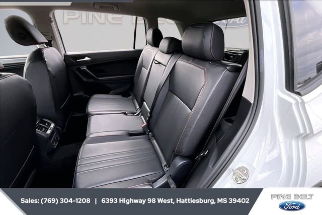 Used 2024 Volkswagen Tiguan Wolfsburg Edition image 19