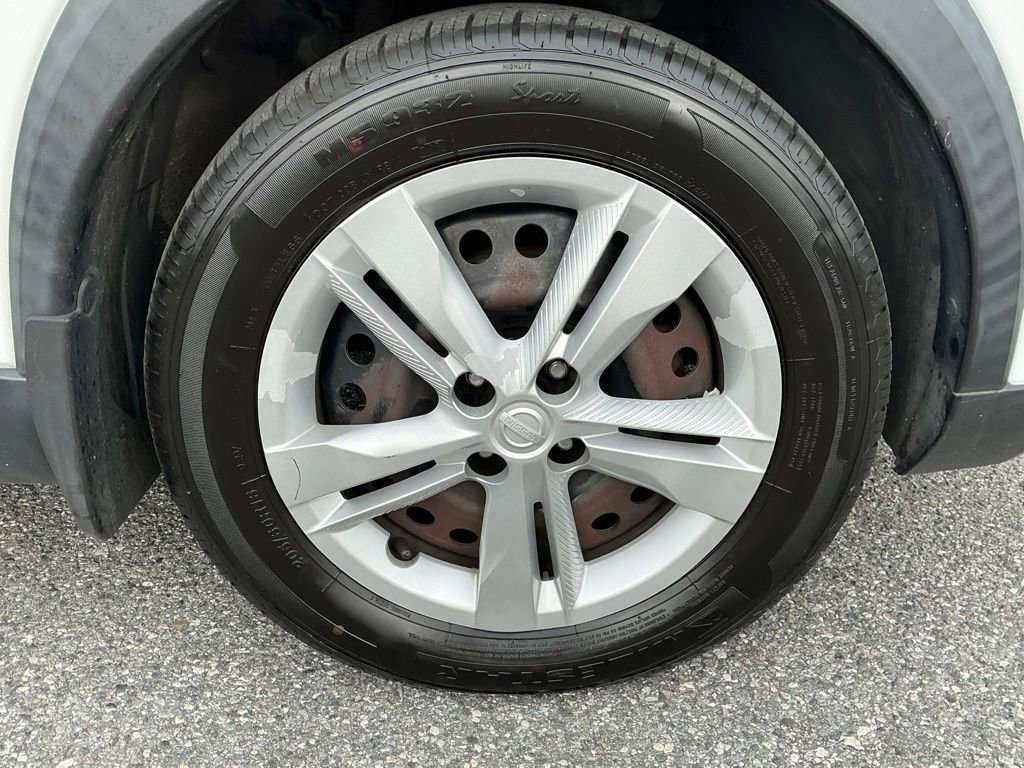 Used 2019 Nissan Kicks S w/ Exterior Package image 13