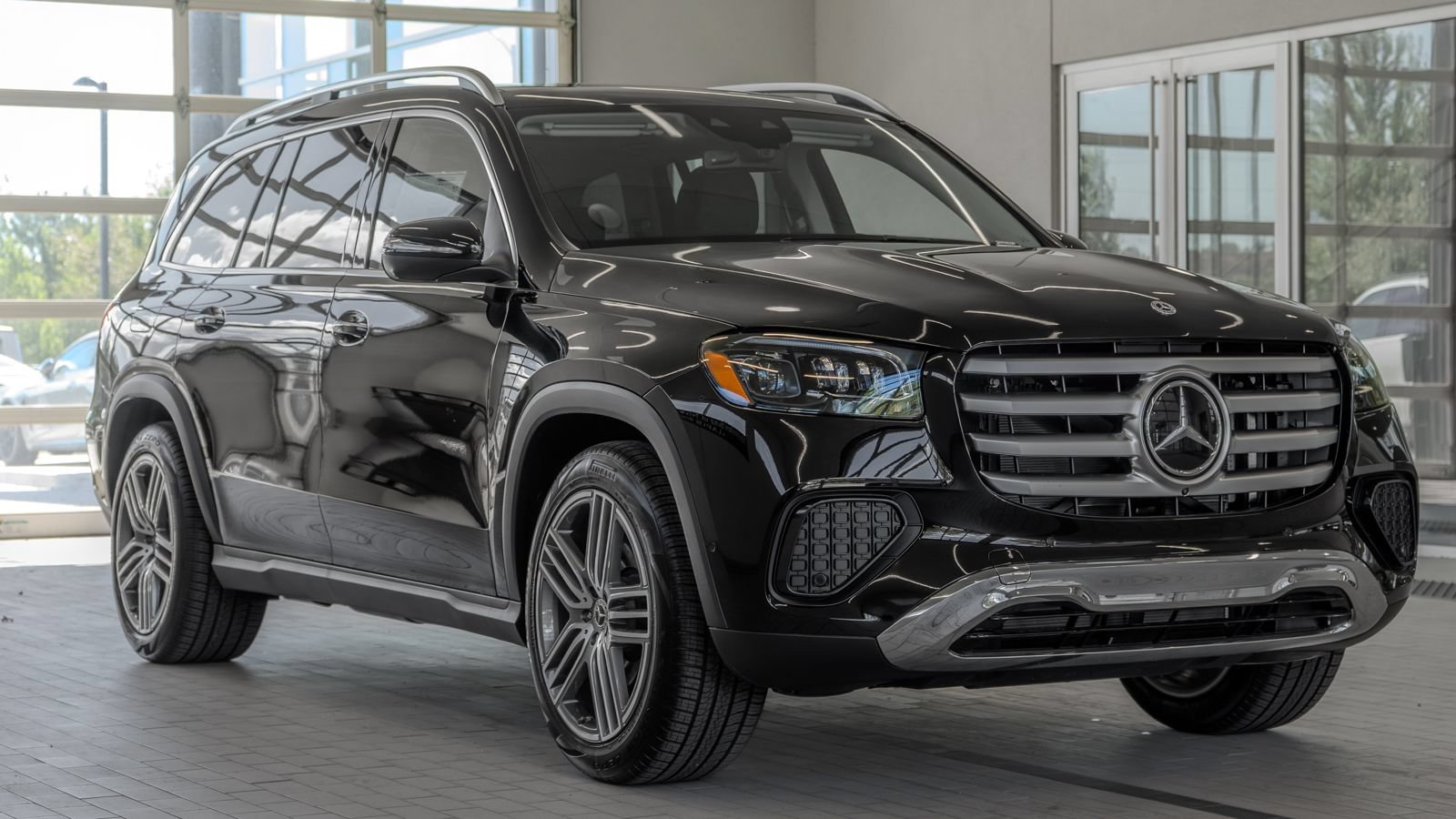 New 2026 Mercedes-Benz GLS 450 4MATIC image 21