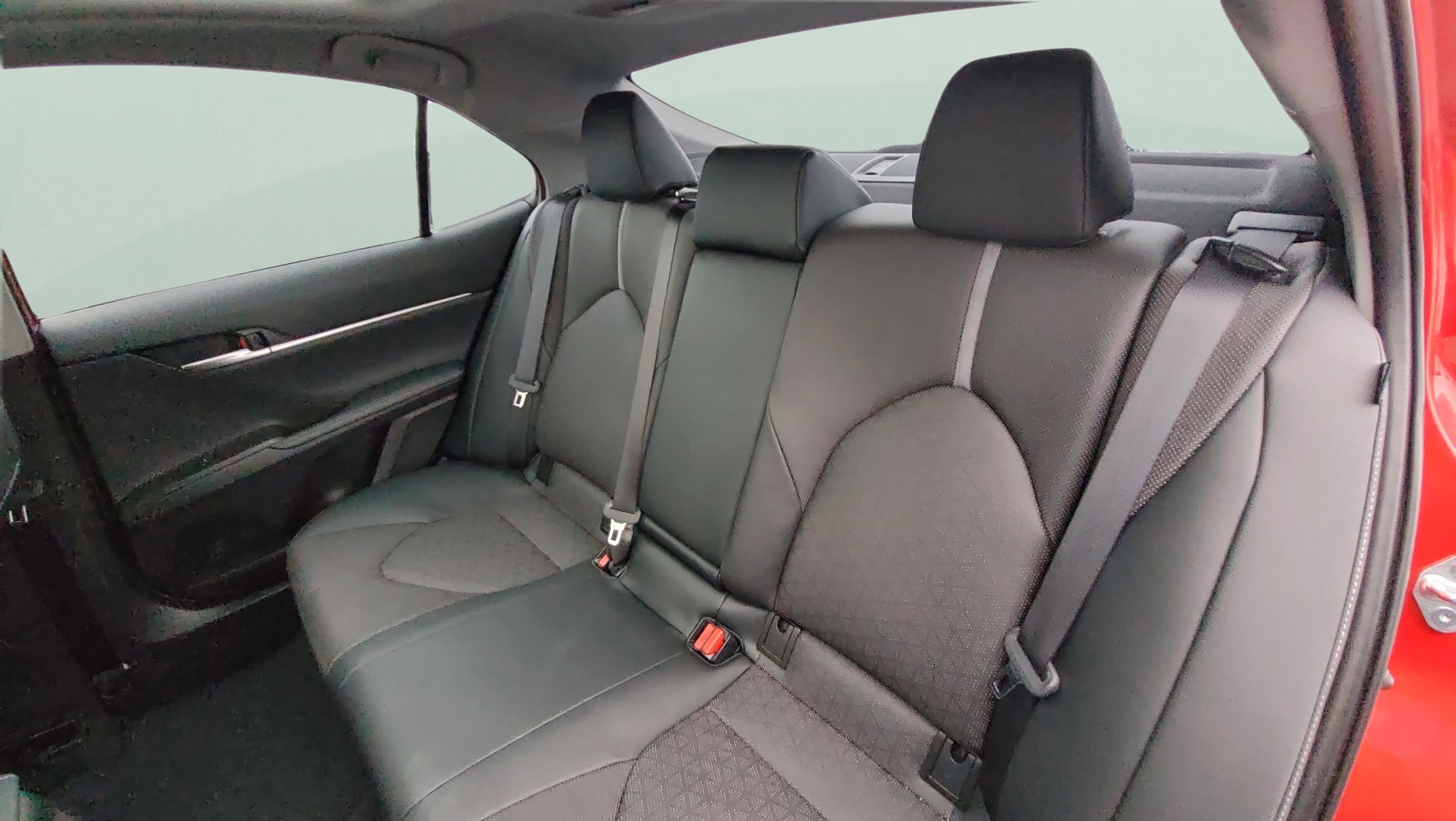 Used 2023 Toyota Camry XSE image 16