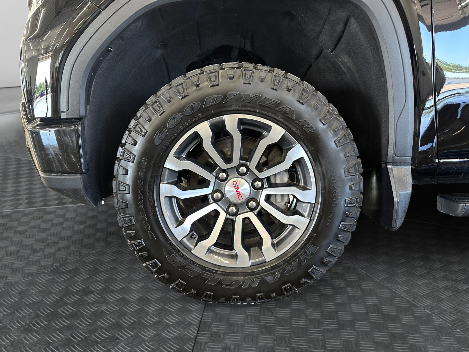 Used 2023 GMC Sierra 1500 AT4 w/ AT4 Preferred Package image 36