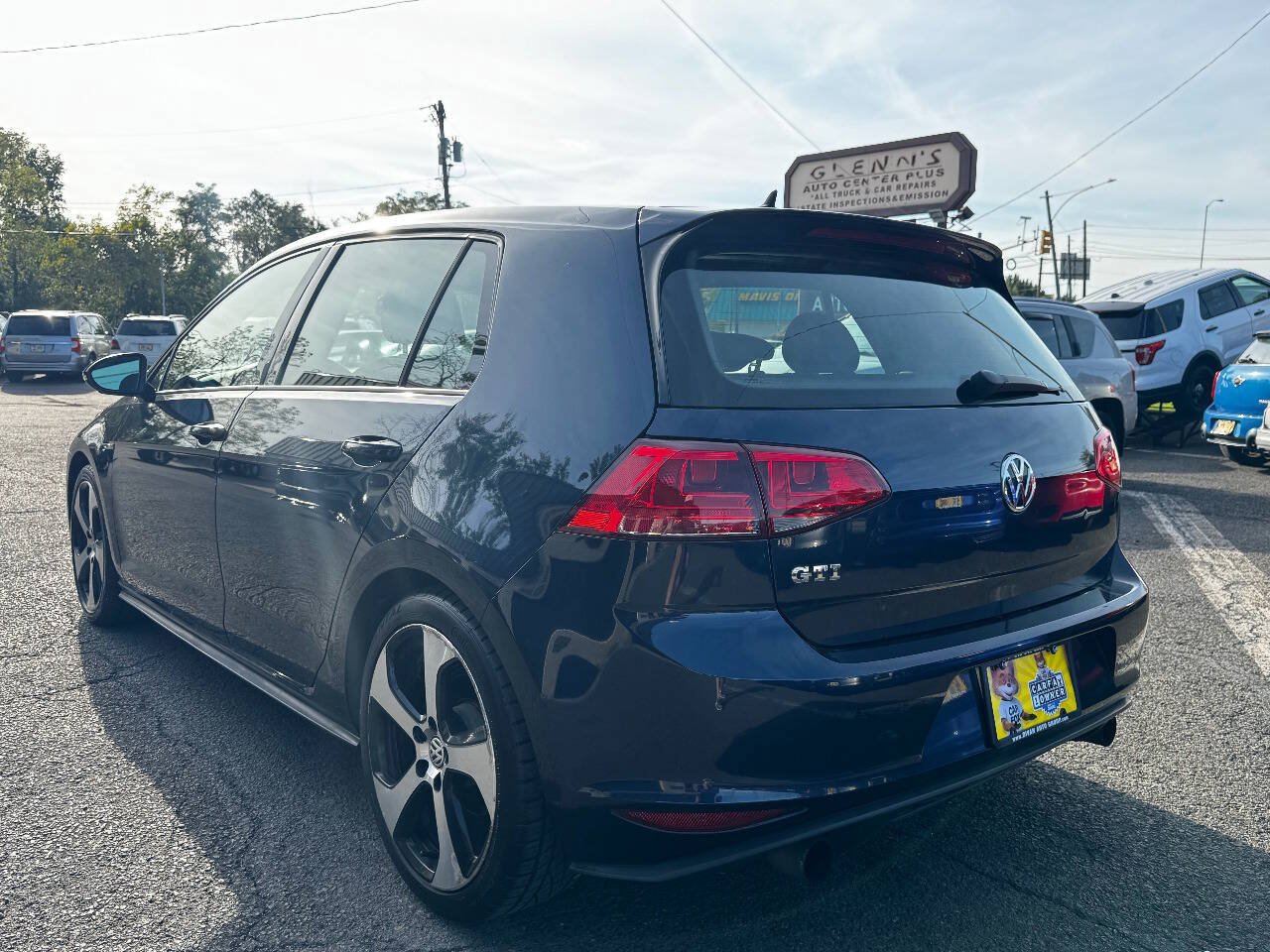 Used 2016 Volkswagen GTI S FWD image 4