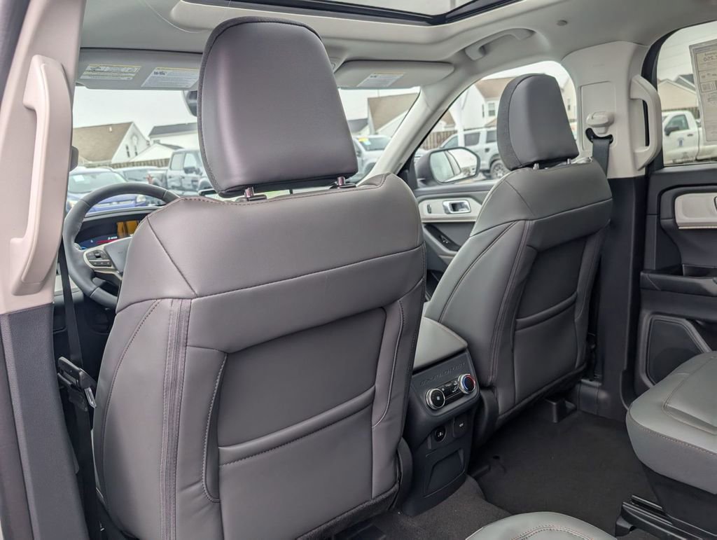 New 2026 Ford Explorer Active w/ Active Comfort Package image 46