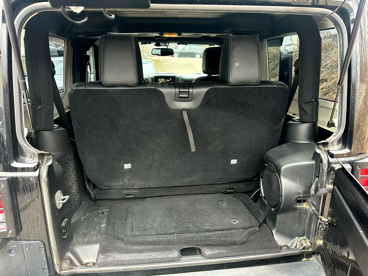 Used 2014 Jeep Wrangler Rubicon w/ Power Convenience Group image 8