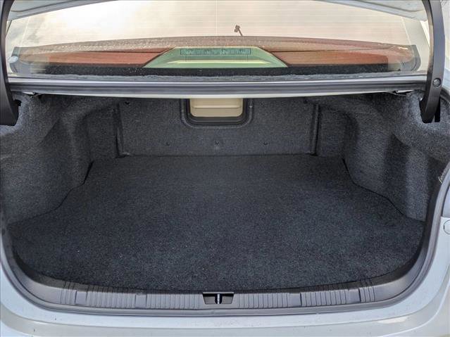 Used 2016 Toyota Avalon Limited w/ Toyota Safety Sense Package image 6