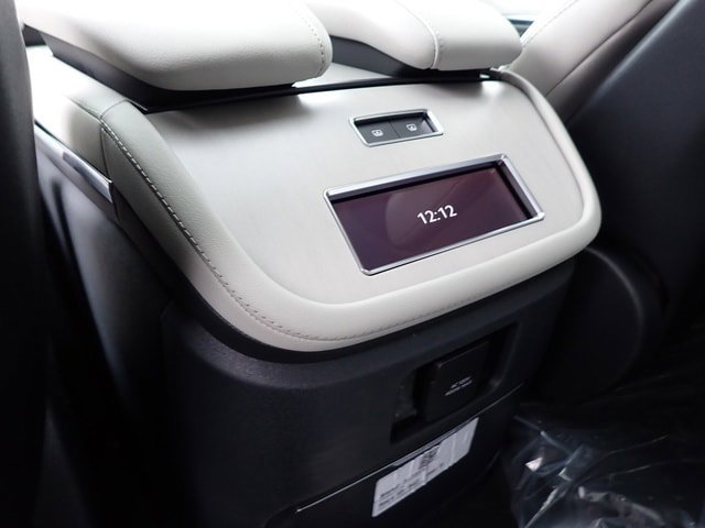 New 2025 Lincoln Navigator Reserve image 24