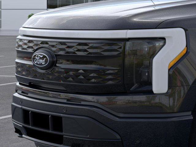 New 2025 Ford F150 Lightning Platinum w/ Dark Elements Package image 17