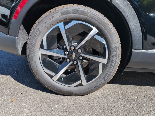 New 2026 Chevrolet Equinox EV LT image 5