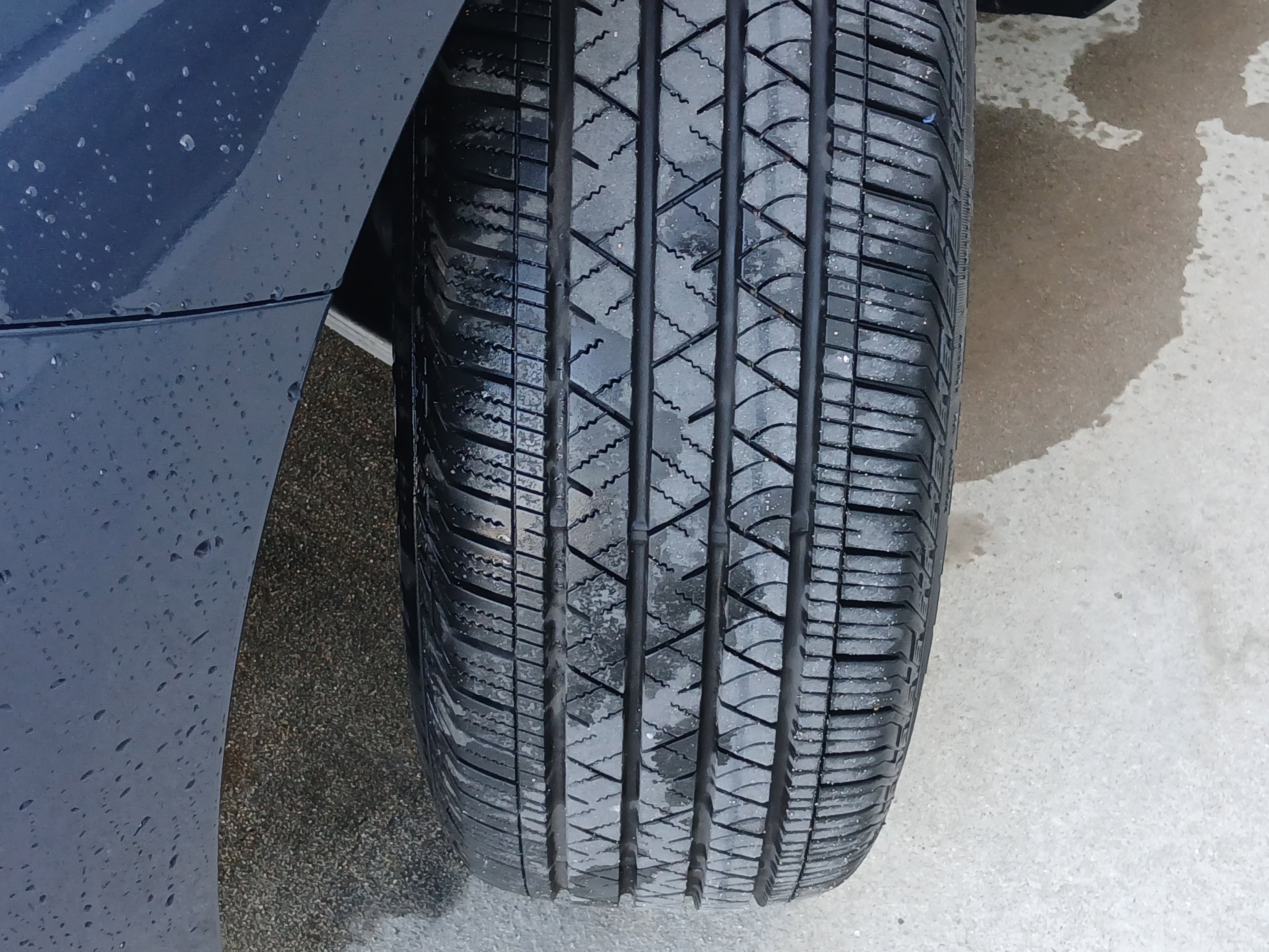 Used 2025 Acura RDX SH-AWD image 18