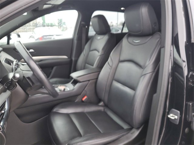 Certified 2023 Cadillac XT4 Premium Luxury w/ Cold Weather Package image 5