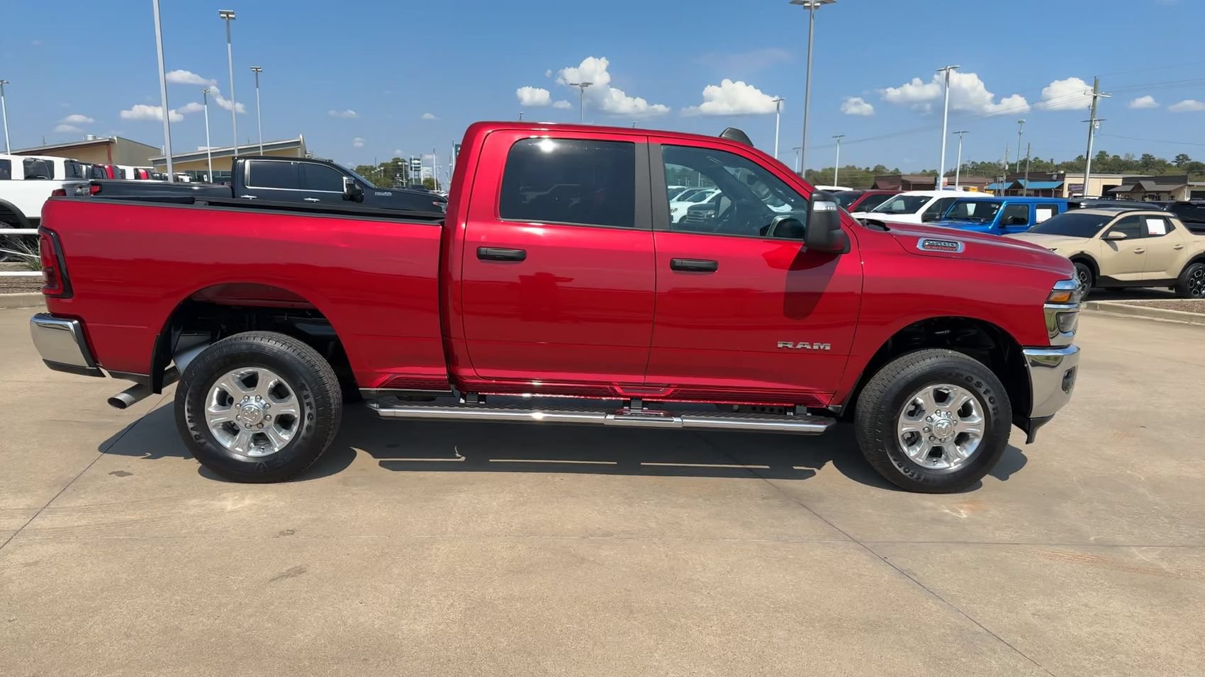 Used 2026 RAM 2500 Big Horn AWD/4WD image 9