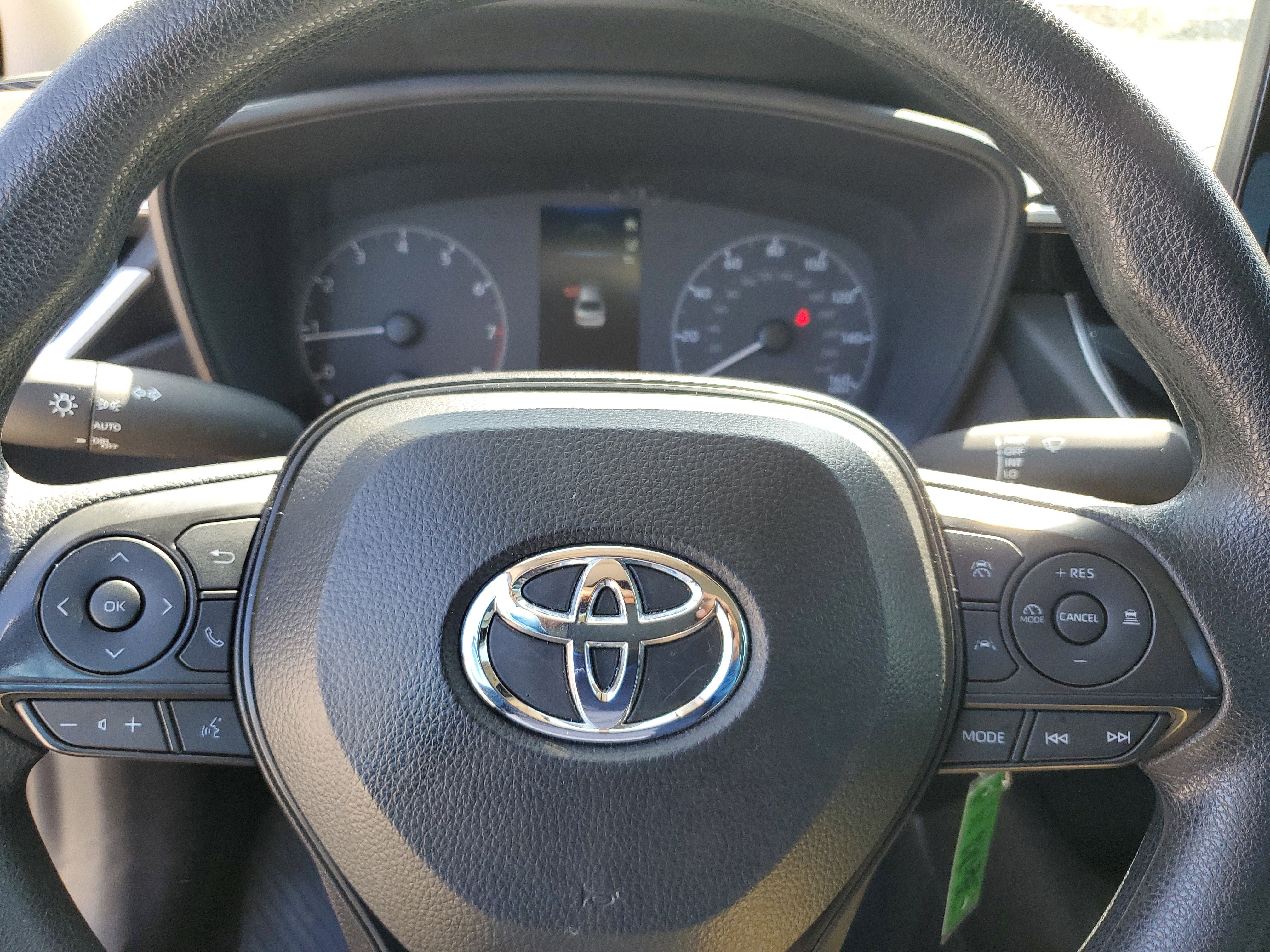 Used 2024 Toyota Corolla LE FWD image 13