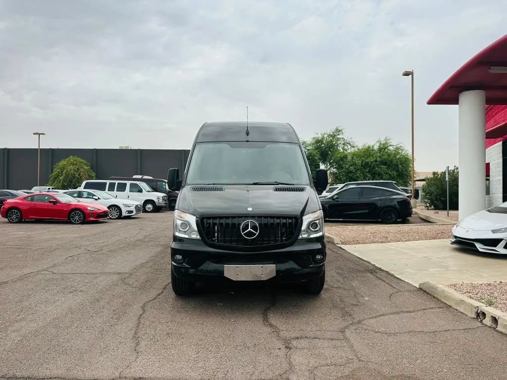 Used 2014 Mercedes-Benz Sprinter 2500 image 2