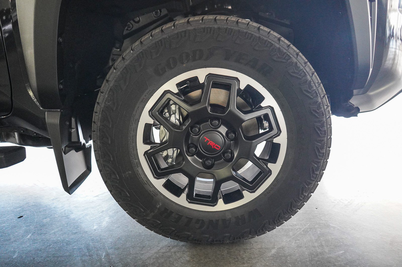 New 2026 Toyota Tacoma TRD Off-Road AWD/4WD image 10