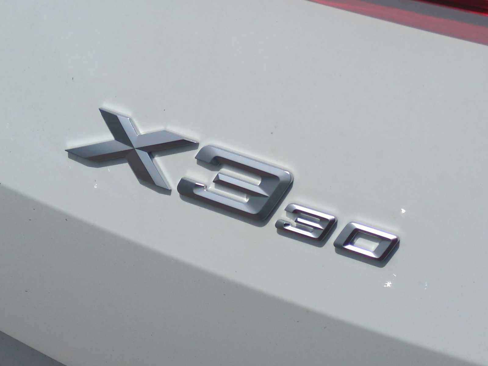 Used 2025 BMW X3 xDrive30i AWD/4WD image 12