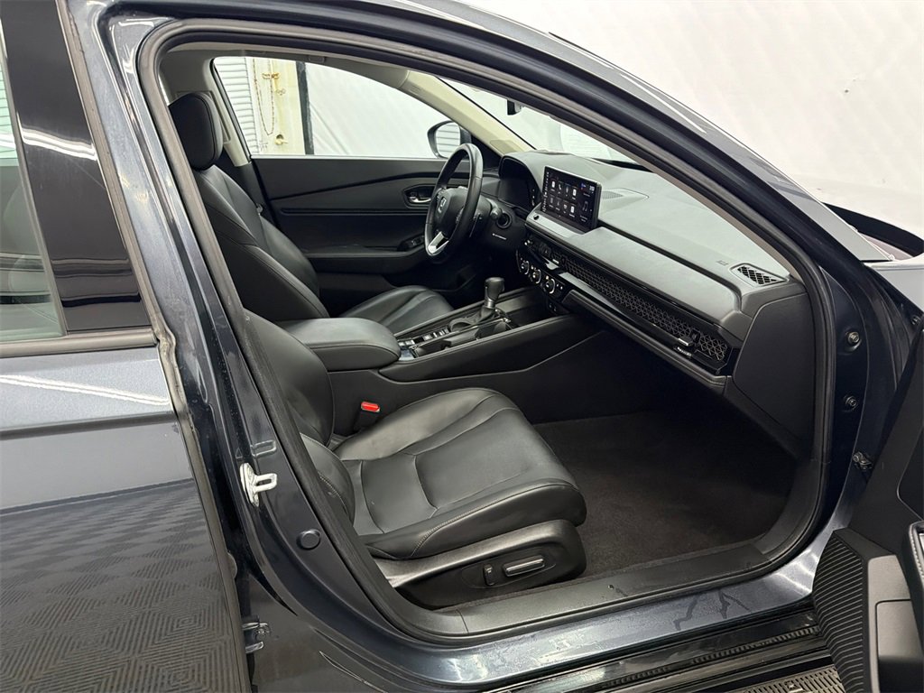 Used 2023 Honda Accord Touring image 15