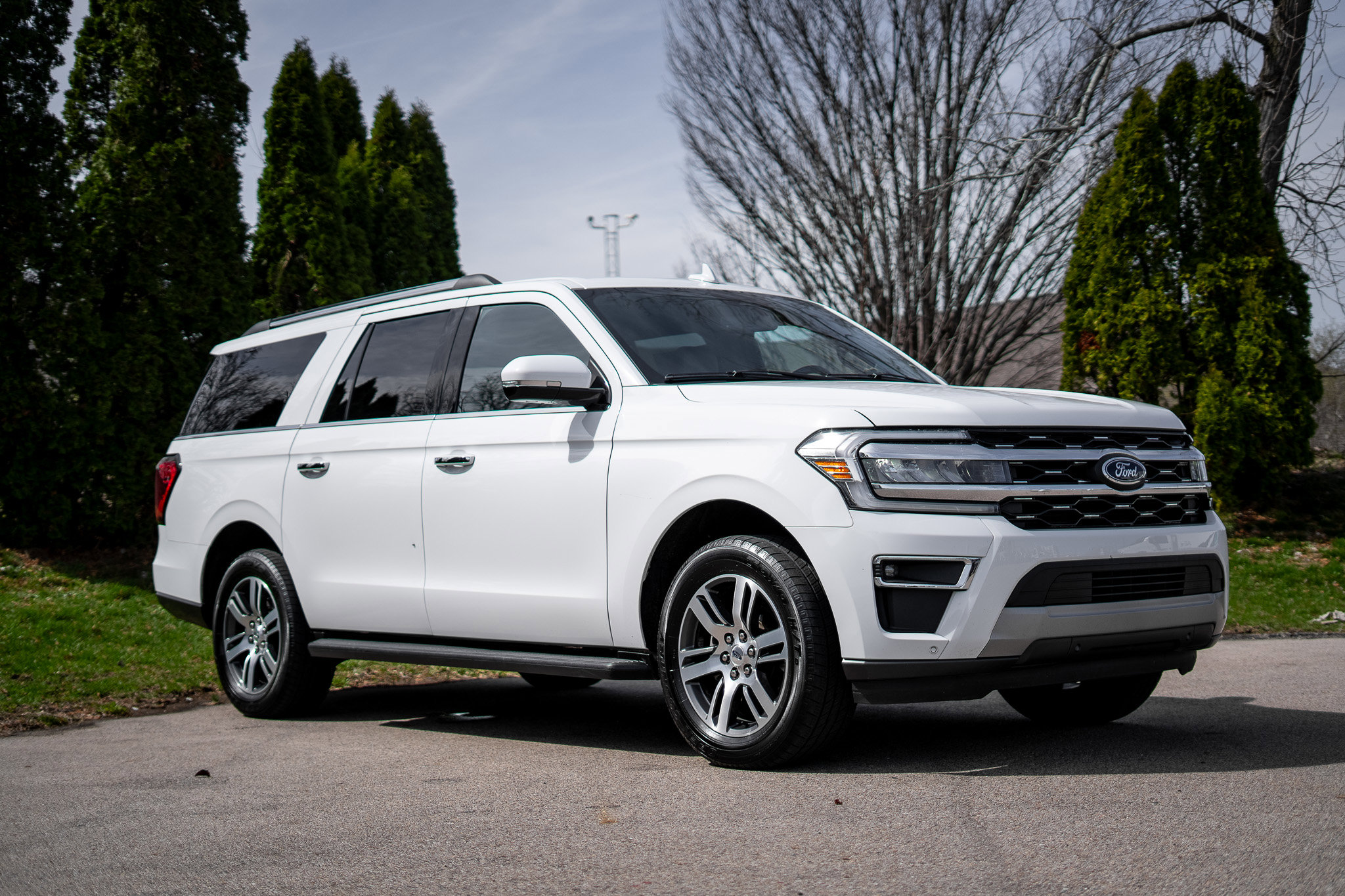 Used 2024 Ford Expedition Max Limited image 3