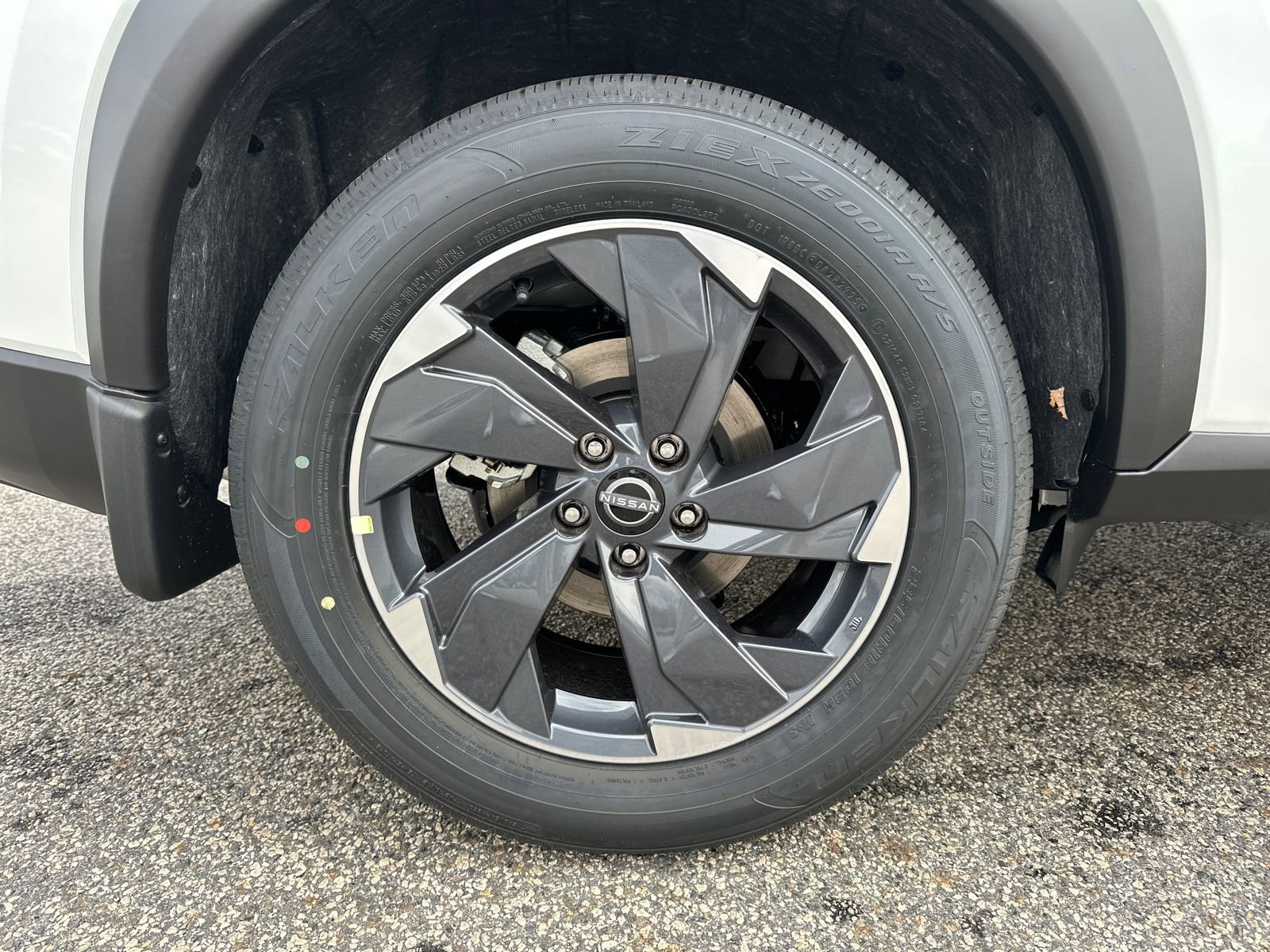 New 2026 Nissan Rogue SV w/ Cold Weather Package image 17