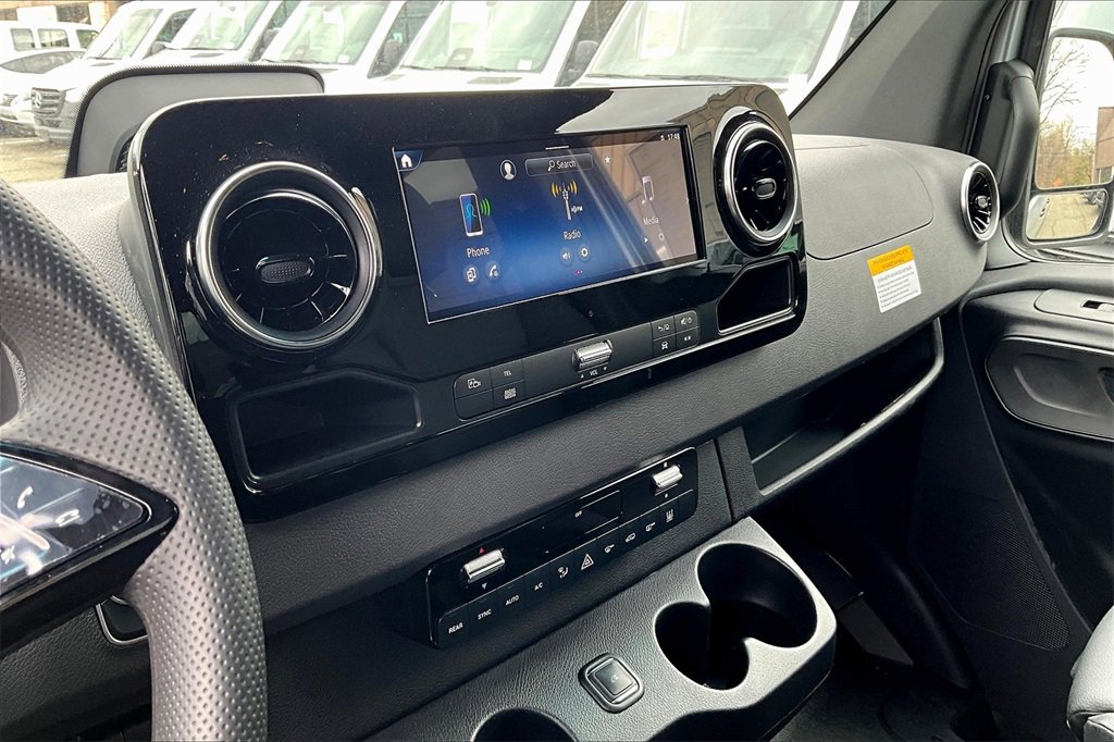 New 2025 Mercedes-Benz Sprinter 2500 image 6