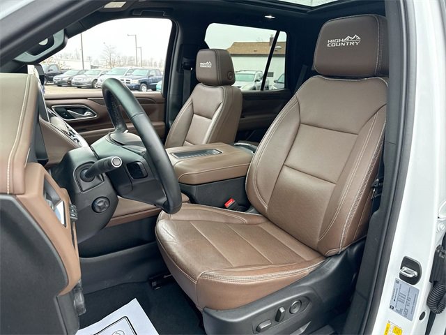 Used 2024 Chevrolet Tahoe High Country image 11