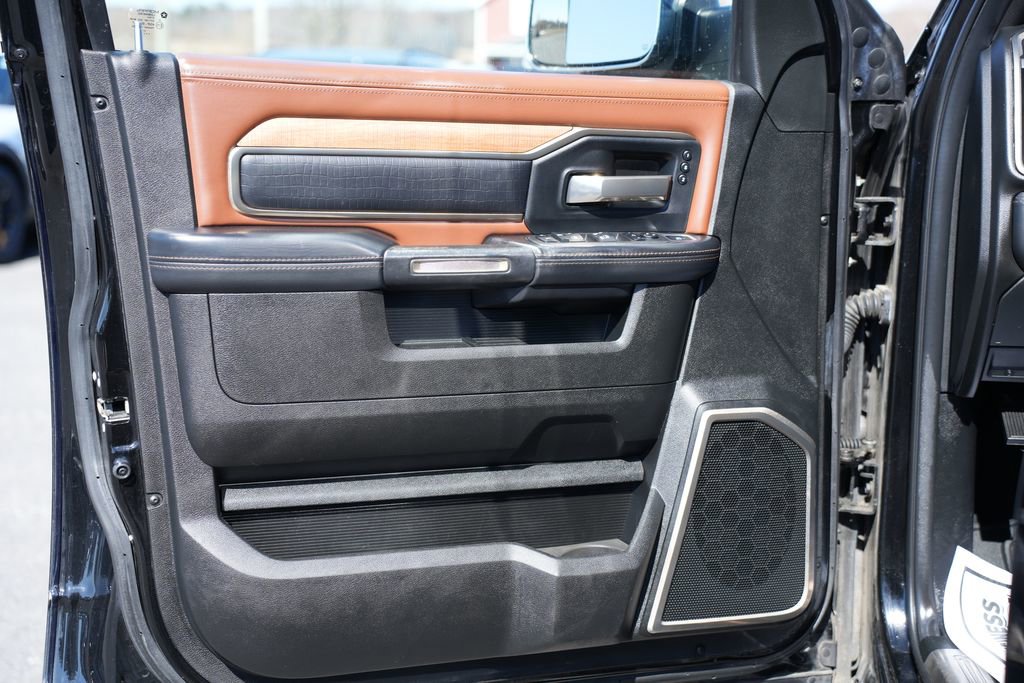 Used 2022 RAM 2500 Limited image 15