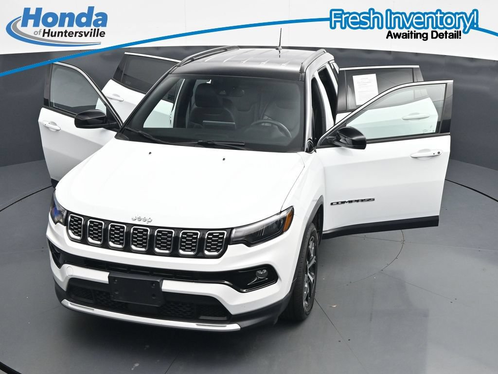 Used 2025 Jeep Compass Limited AWD/4WD image 37