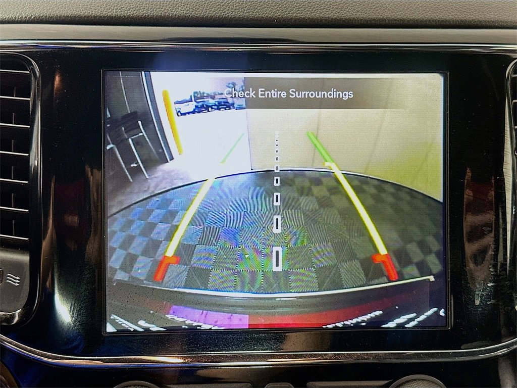 Used 2020 Jeep Grand Cherokee Overland image 14