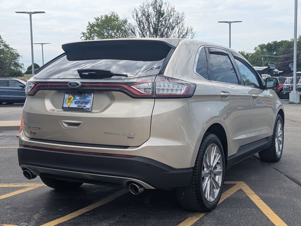 Used 2018 Ford Edge Titanium w/ Equipment Group 301A AWD/4WD image 3