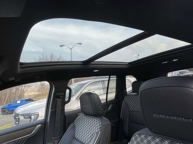 New 2026 GMC Acadia Denali w/ Super Cruise Package image 20